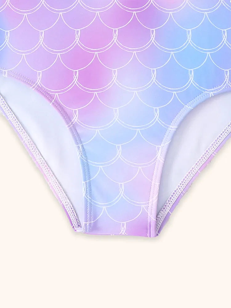 Gradual Change of Scale Swimsuit